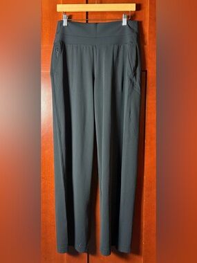 Athleta Wide Leg High Waist Performance Pants With Zip Pockets Size Medium
